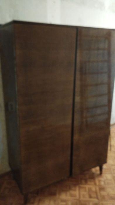 Продам  Шифонер советский