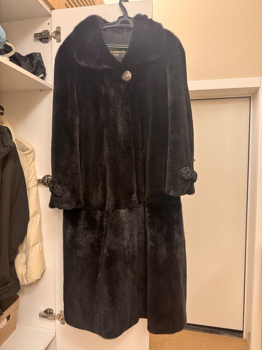 Норковая шуба черная