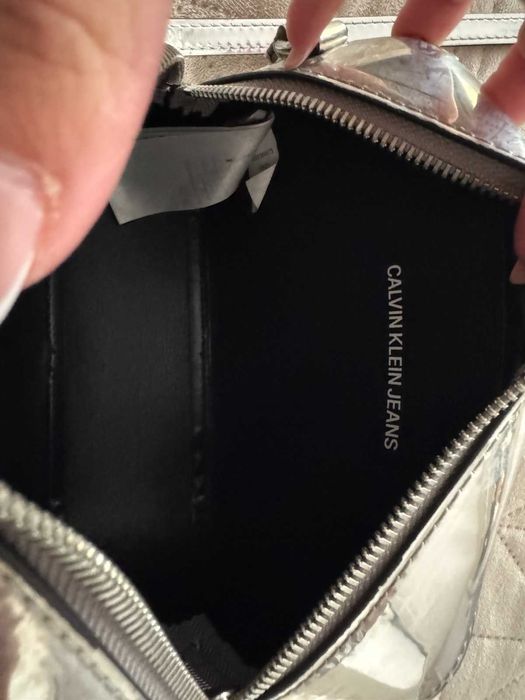 чанта Calvin Klein
