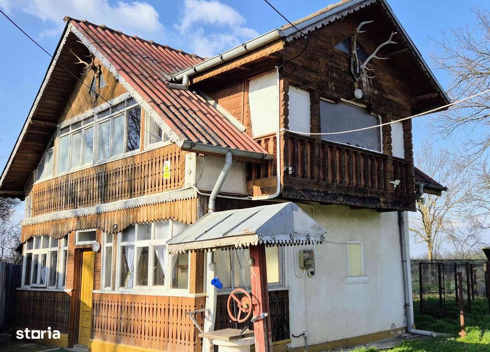 Casa de Vacanta + 3052m² Teren Intravilan - A1 Olteni / 30 min de Buc