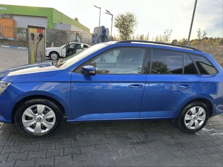 Продавам Skoda Fabia 2016 ; 1.4TDI