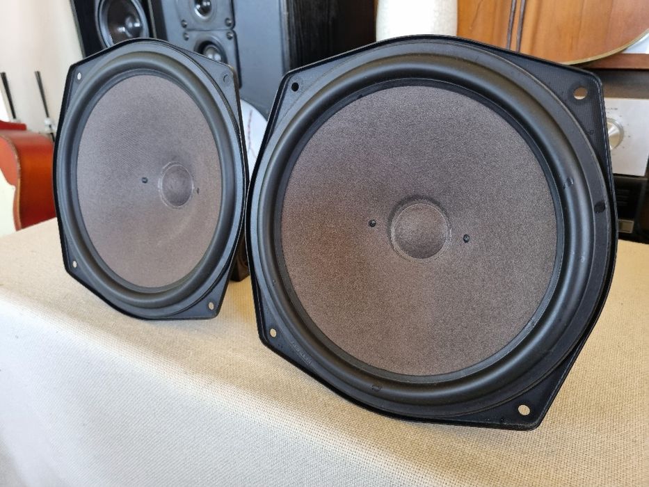 Set Difuzoare Mid/Bass Revox. 6 ohms, 70 watts, 23,5 cm. Impecabile