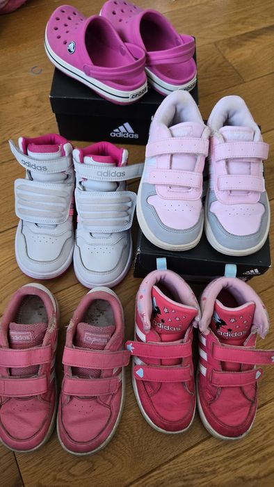 Адидас маратонки 27 номер