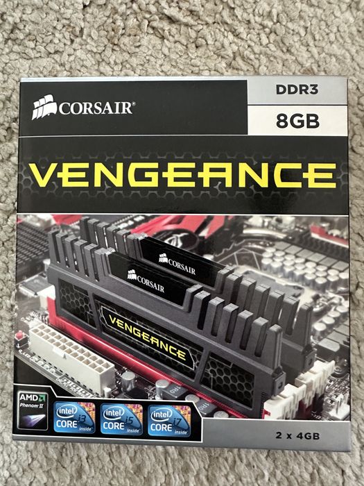 RAM Corsair Vengeance kit 2x4gb CL8 - 1600mhz