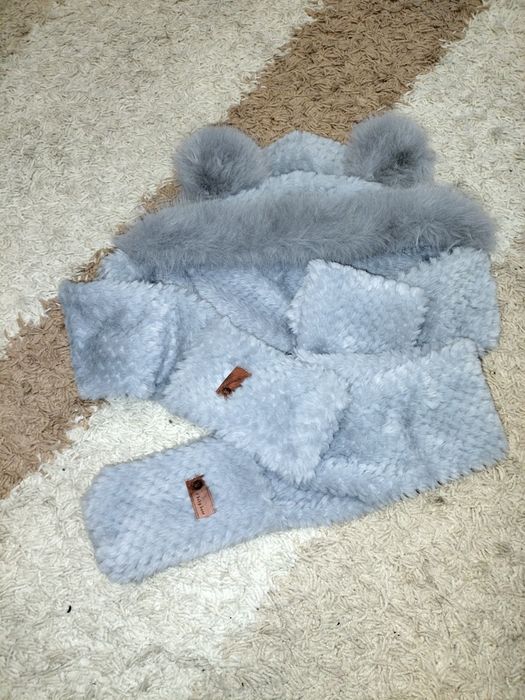 Продам детскую шапку+шарф