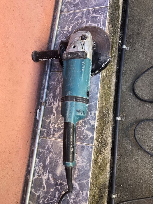 Flex mare makita GA 9030S