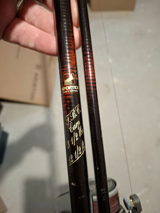 Pachet 4 lansete SPORTEX, 2 WELLS & 2 F.B.C. + 4x Daiwa Emblem