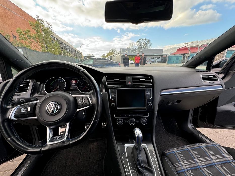 Volkswagen Golf GTE Hibrid plug in