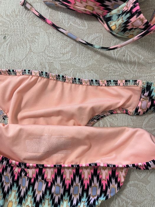 Купальник “Victoria’s Secret” куплен в Дубаи