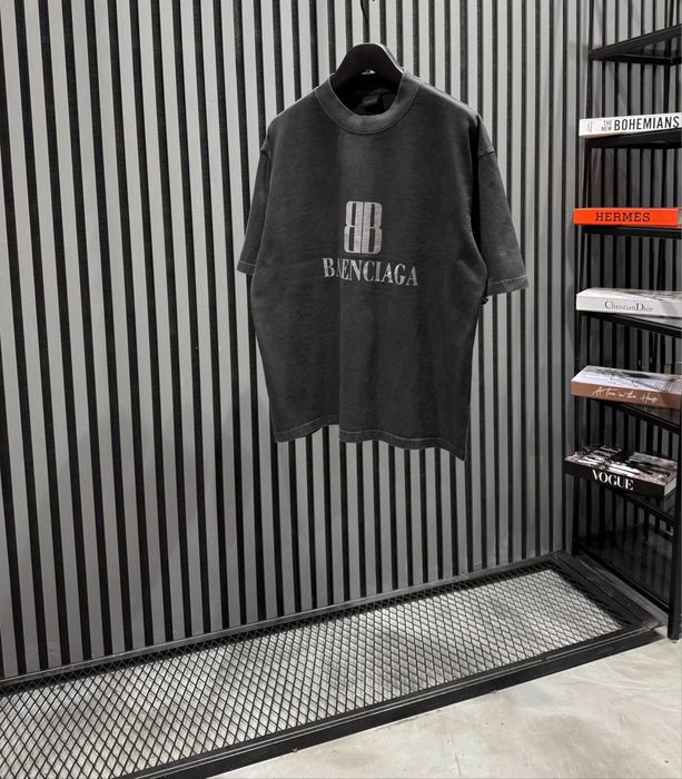 Продавам топ модели тениски