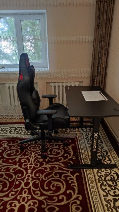 Игровое кресло HP OMEN CITADEL
