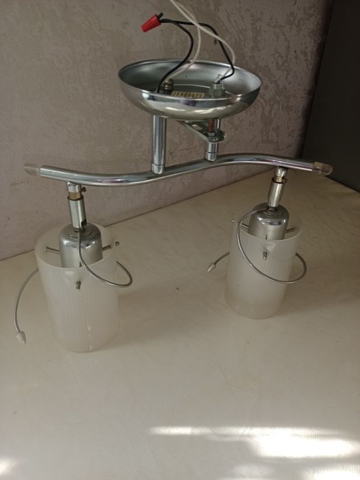 Люстра в отличном состоянии