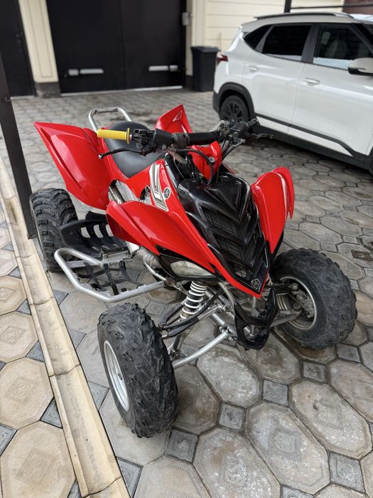 Квадроцикл Yamaha Raptor 700