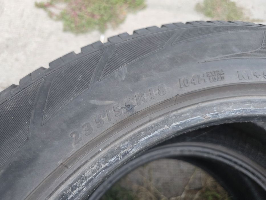 2бр Зимни гуми 235 50 18 - Dunlop