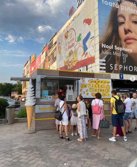 AFACERE LA CHEIE: Locatie Ice & Roll & Cake and Roll + SRL