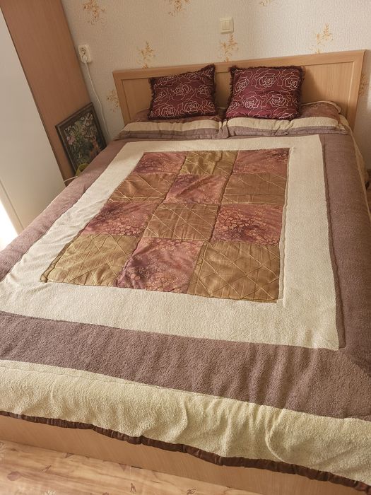 Продам спальный гарнитур