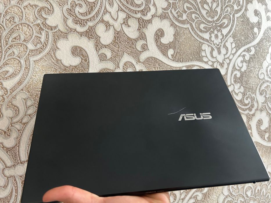 Asus ZenBook 14 Срочно‼️
