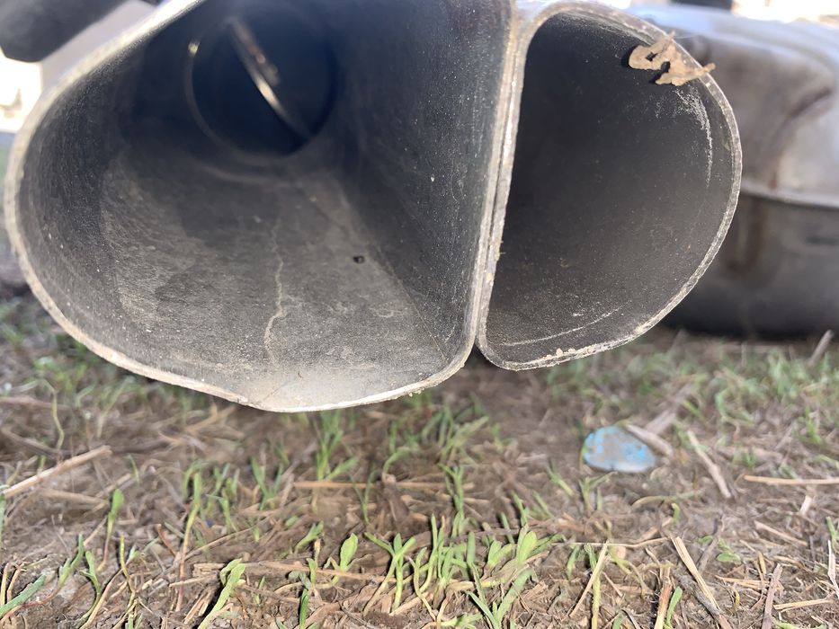 Выхлоп на мерседес AMG