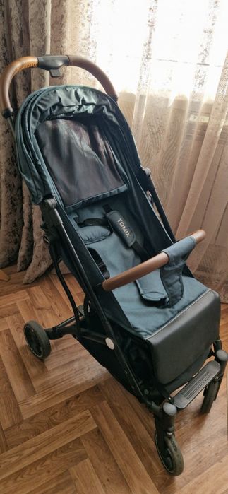 Продам коляску Tomix