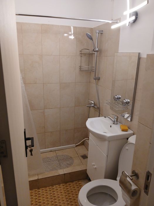 Garsoniera in Nicolina 1500lei