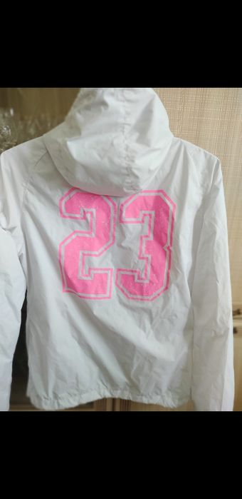 2 ветровки, юбка, рубашка