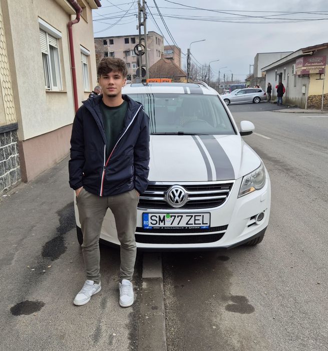 Instructor auto/scoala de soferi cat B manual si automata