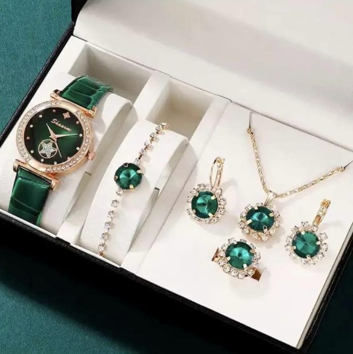 Женский набор украшений