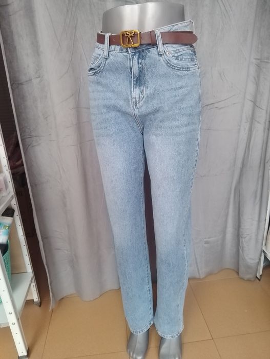 Дамски дънки и панталони