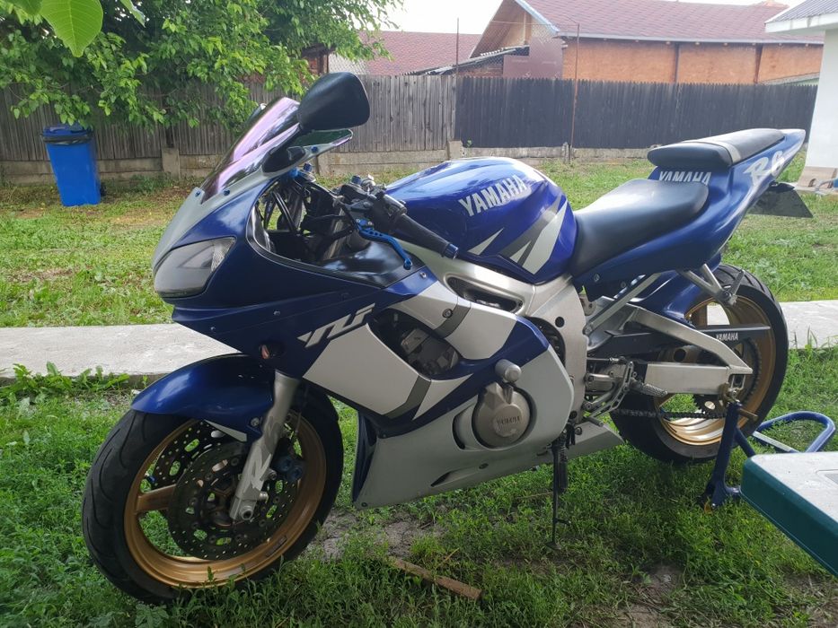Yamaha R6  din 2002