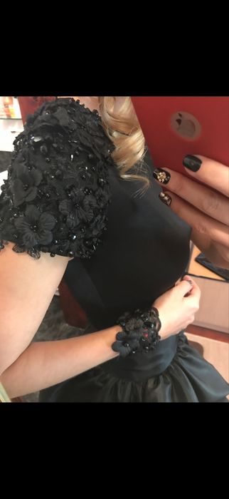 Официална рокля