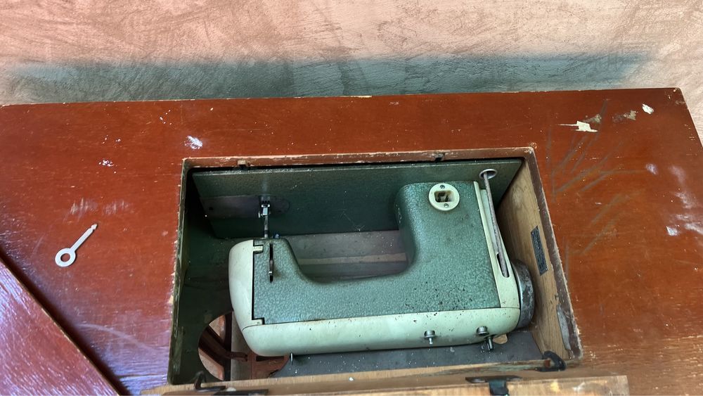 Vand masina de cusut ileana model G7