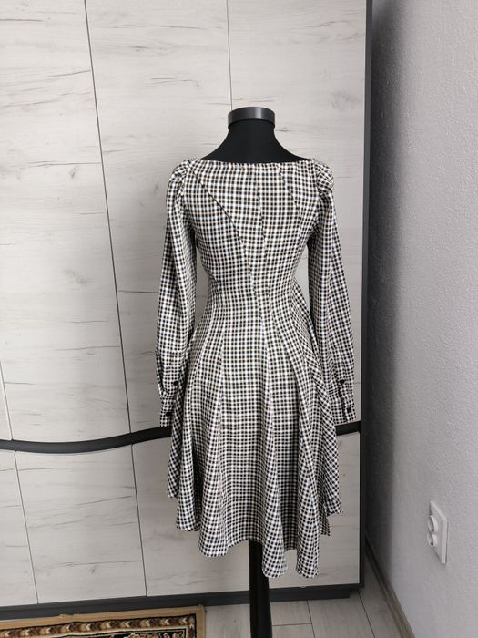 Rochie vintage carouri