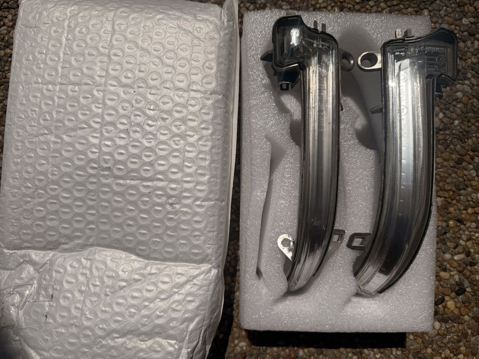 Carcasa Cheie BMW keyless go + semnalizari BMW F30