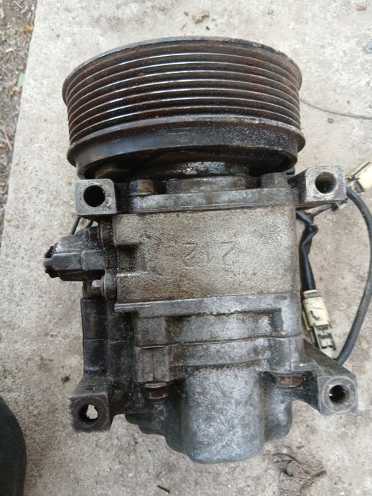 Продавам скоростна кутия