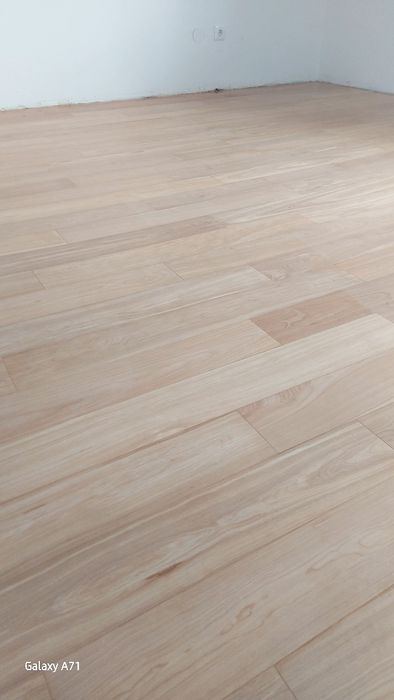 Rascheta,montat parchet..