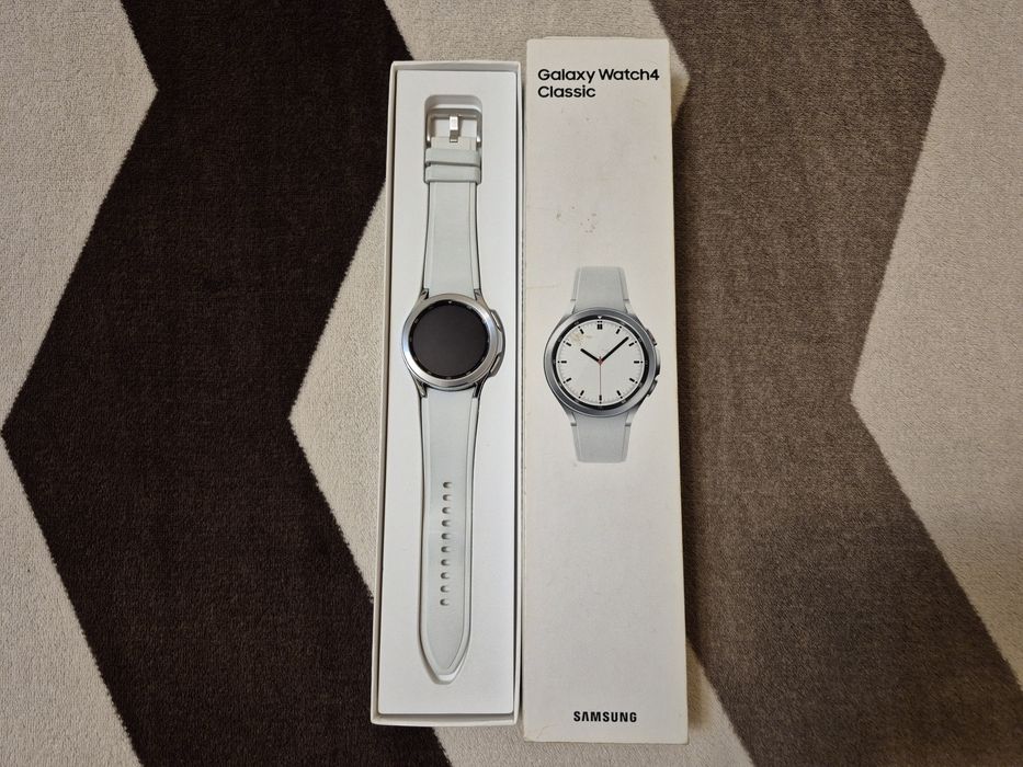 Samsung Galaxy Watch4 Classic 42mm eSIM