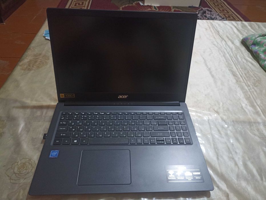 Acer notebook sotiladi. Yangiday ishlatilmagan.