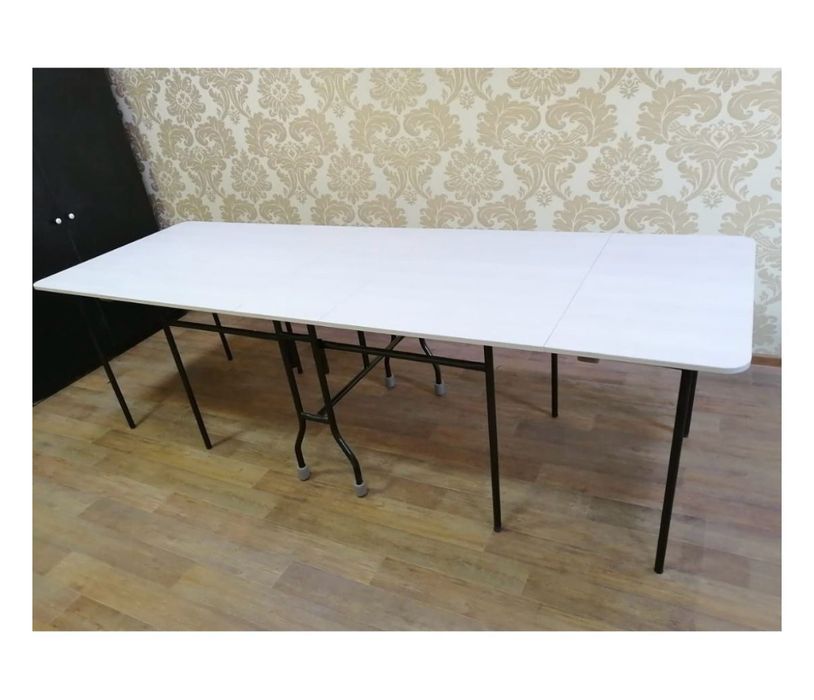 Продам стол новый