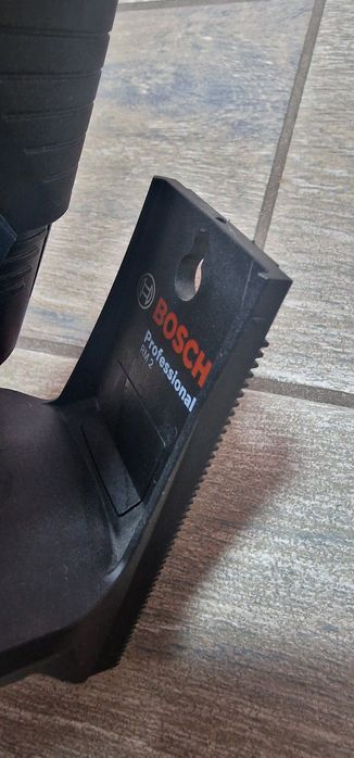 лазерен нивелир BOSCH GCL 2-50 C