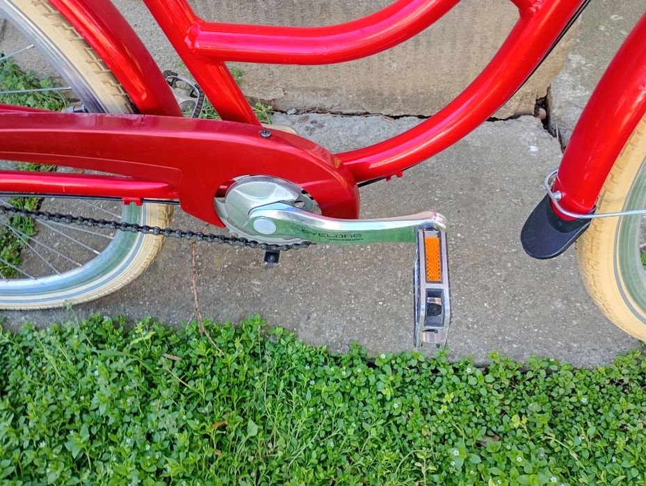 Vând bicicletă pe 28 (damă)