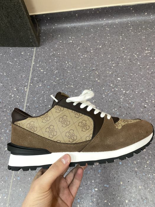 Мужская обувь Guess