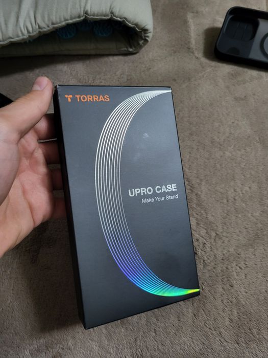 Продам чехол на iphone 16 pro max