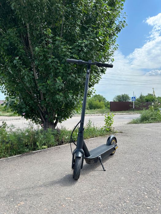 Электро самокат Ninebot