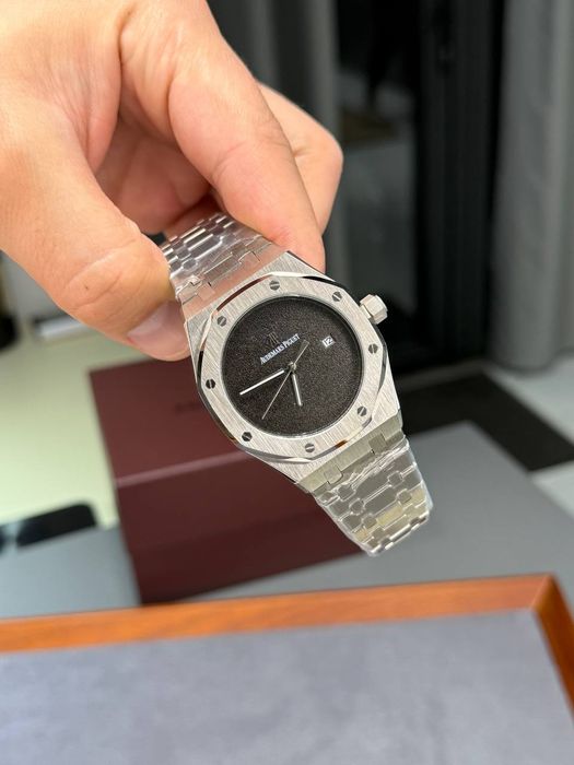 Audemars Piguet.
Люксового качества класса ААА.
• С японским механизмо