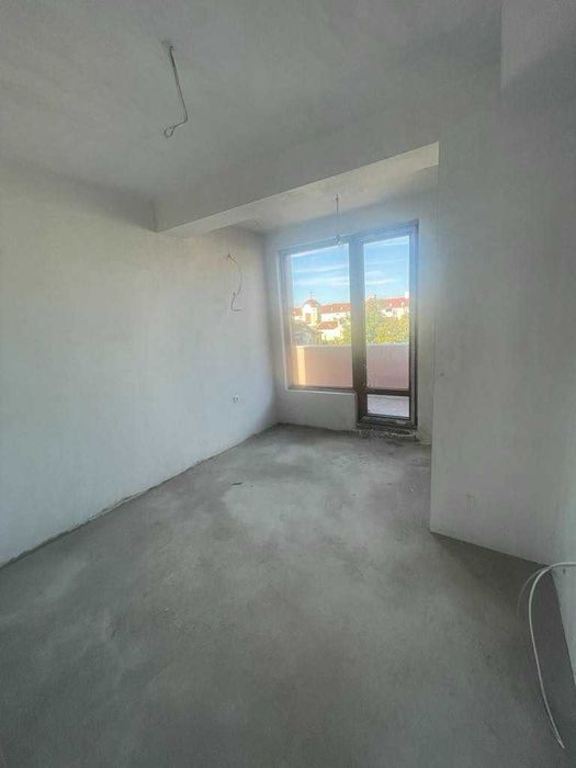 Продава се Тристаен апартамент в Пловдив, Център - 100 кв.м за 2153 €/кв.м - Снимка #5