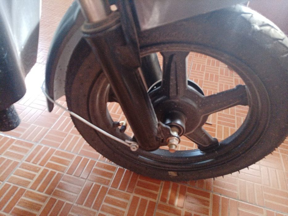 Электро самокат скутер срочно