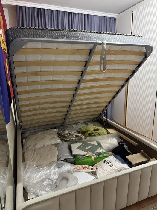 Кровать спальный