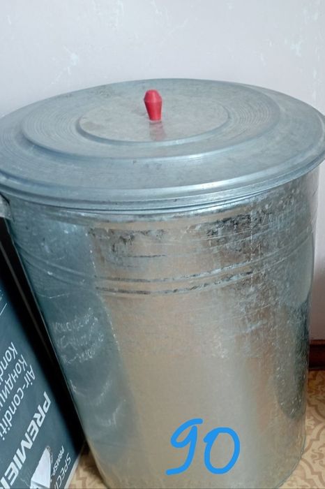 Бак сотиларди 50 кило лик ун кетади