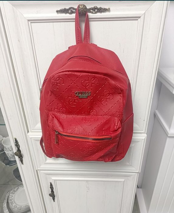 Rucsac guess nou