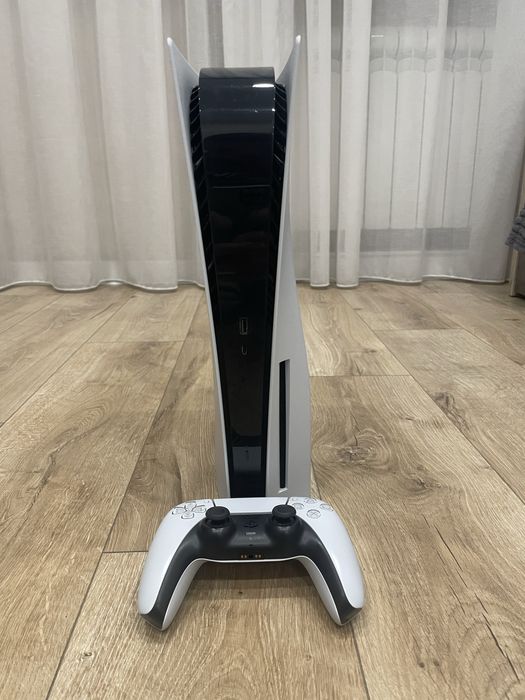 Sony playstation 5 + 2 джойстика